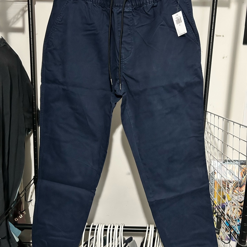 New Old Navy Built-in Flex Modern Jogger Pants for Men - Medium - In the Navy